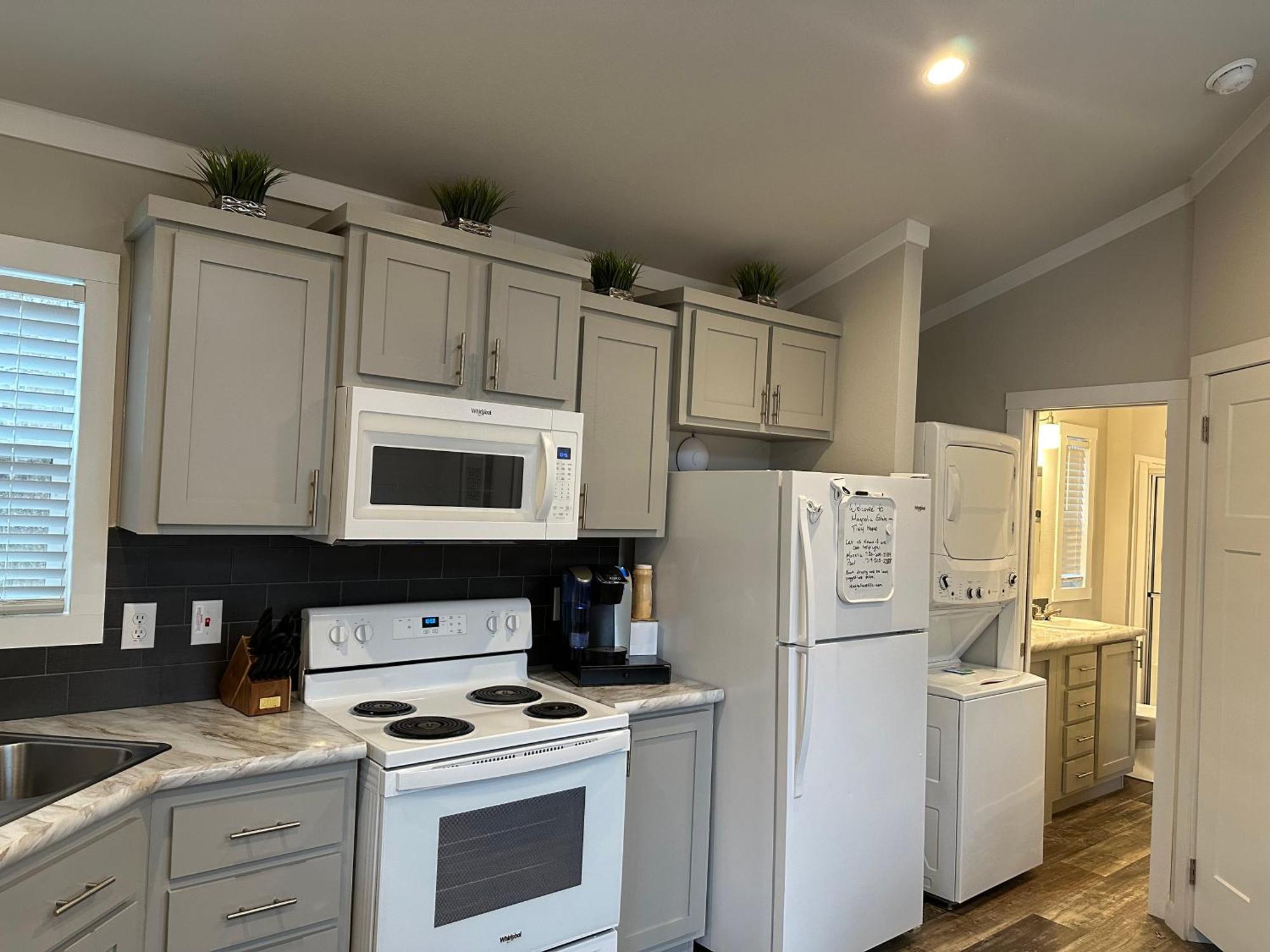 Charming Tiny Home! Close To Oxford, Sardis Lake, Safari Animal Zoo Exterior photo